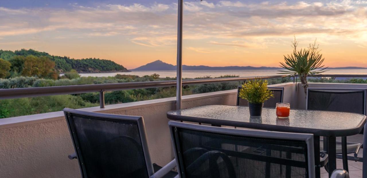 Kapahi Seaview Hotel Apartments Потос Экстерьер фото