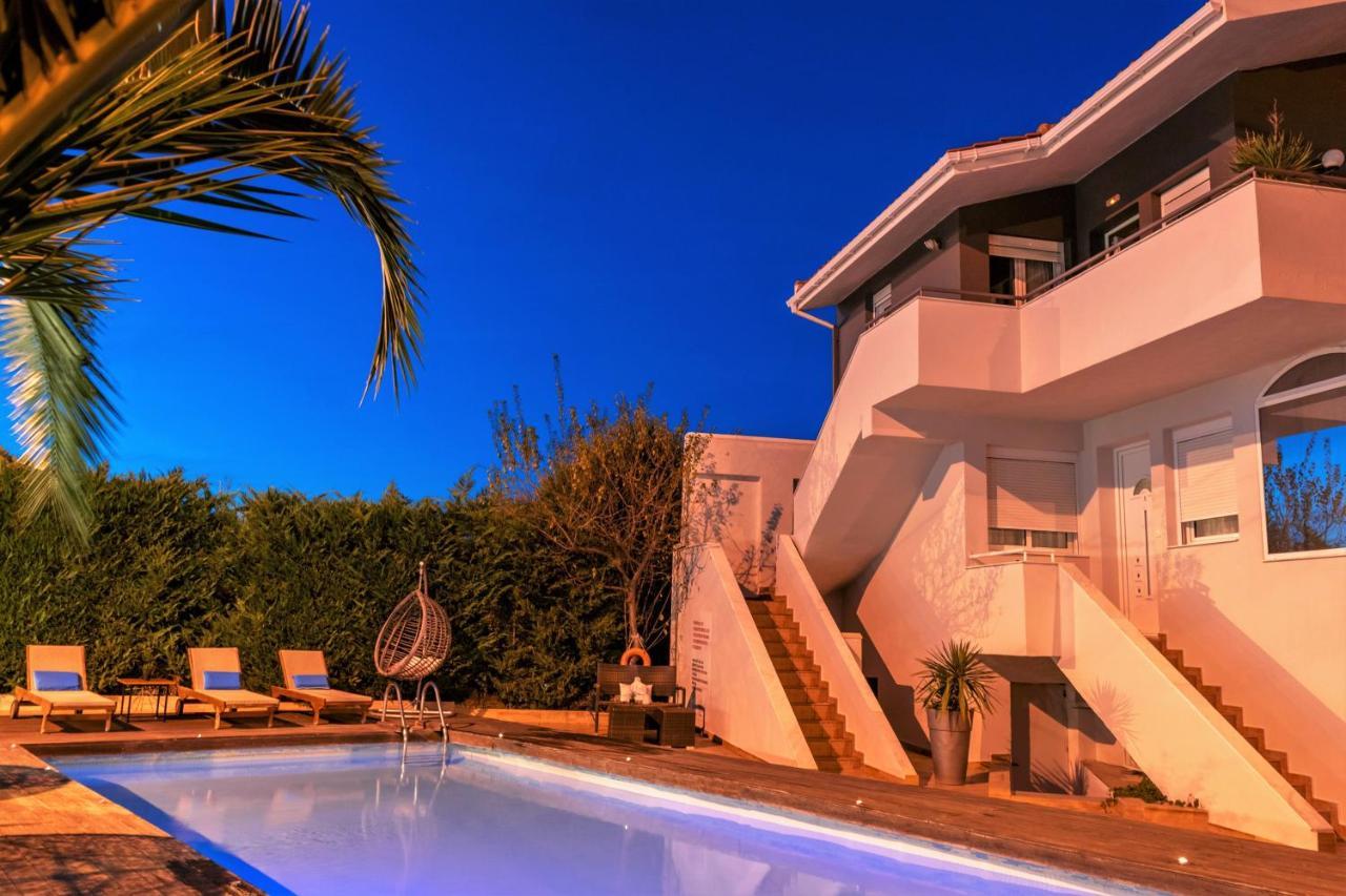 Kapahi Seaview Hotel Apartments Потос Экстерьер фото