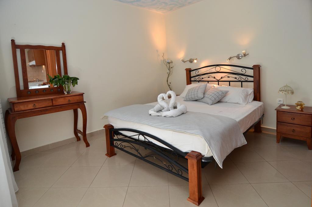 Kapahi Seaview Hotel Apartments Потос Экстерьер фото